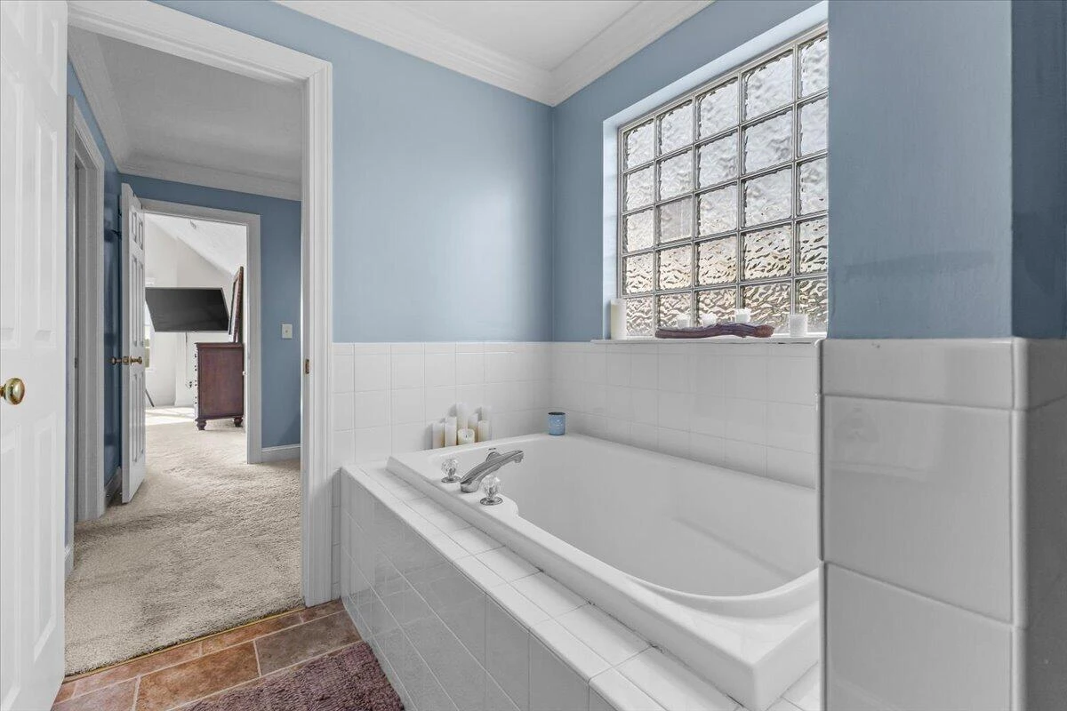 435 Lands End CIR - Photo 43