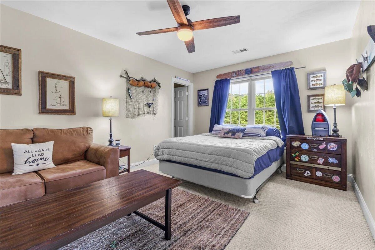 435 Lands End CIR - Photo 51
