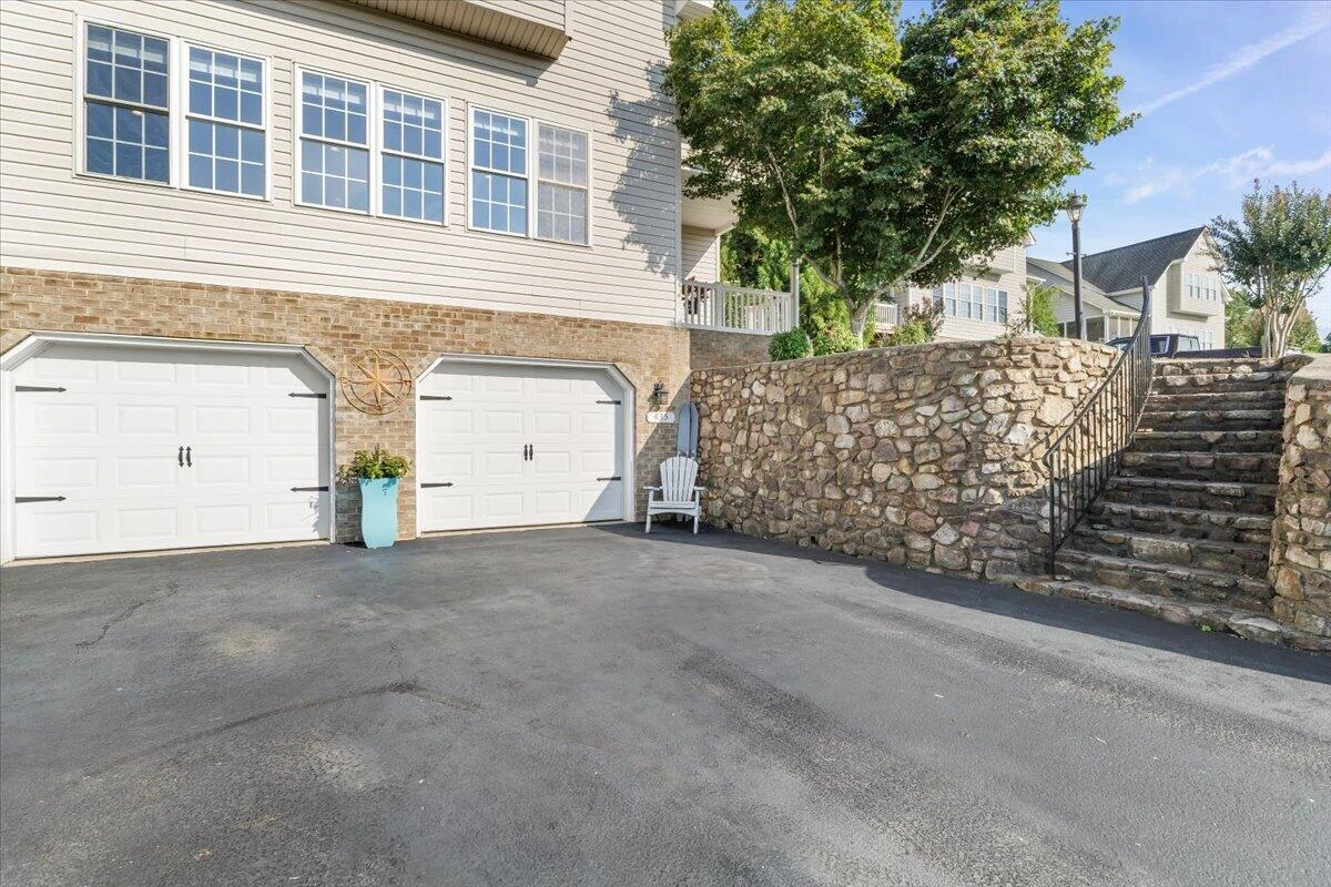 435 Lands End CIR - Photo 62