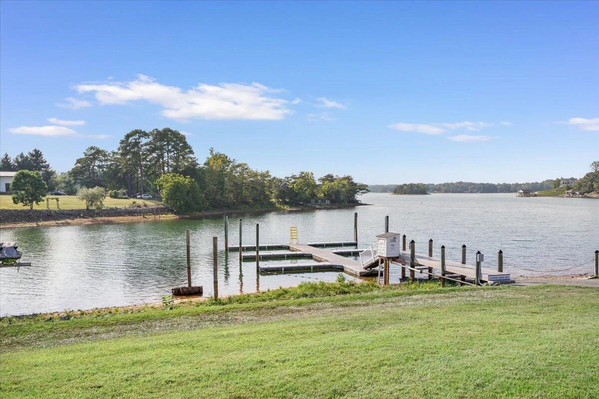 435 Lands End CIR - Photo 3