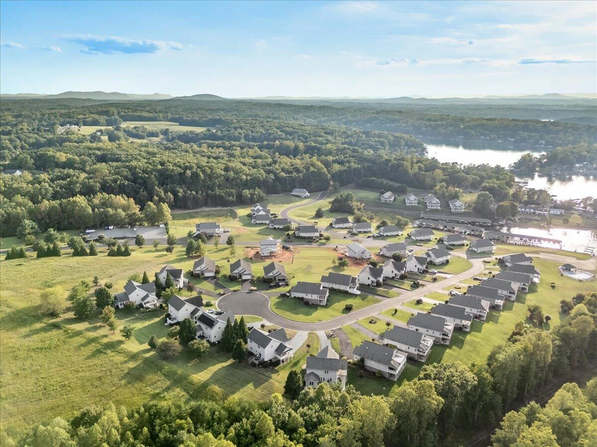435 Lands End CIR - Photo 73