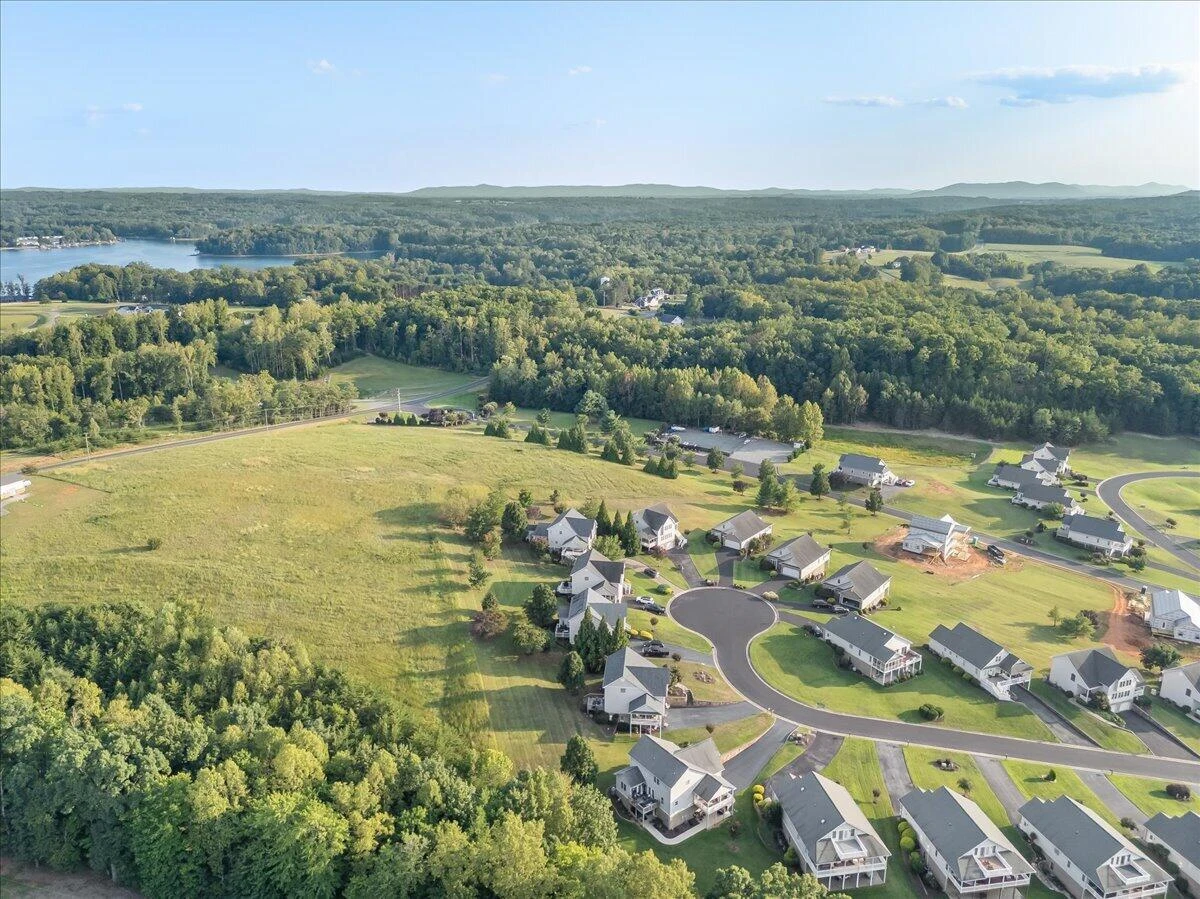 435 Lands End CIR - Photo 74