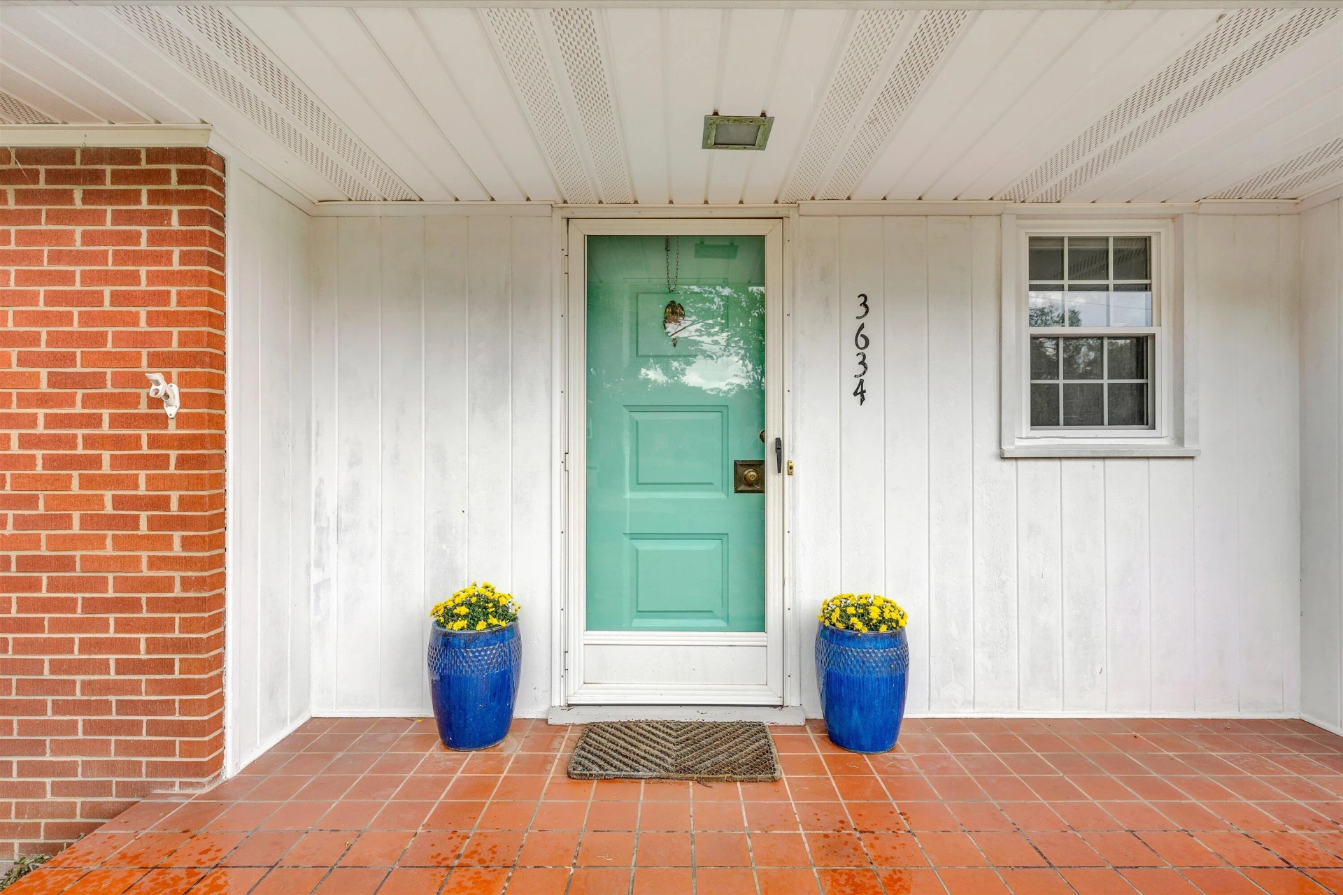 3634 Larson LN - Photo 3
