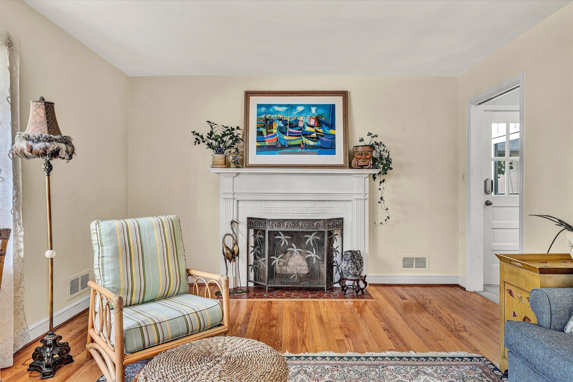 3634 Larson LN - Photo 6