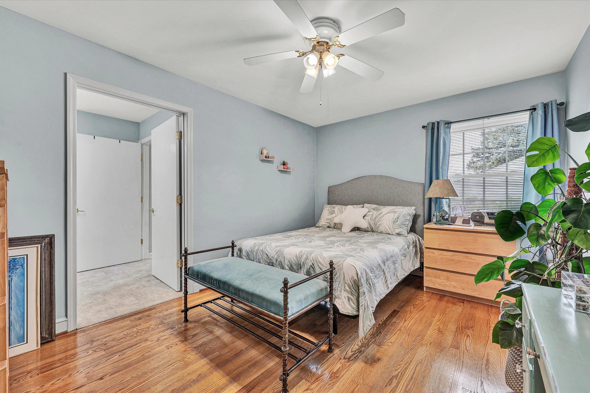 3634 Larson LN - Photo 17