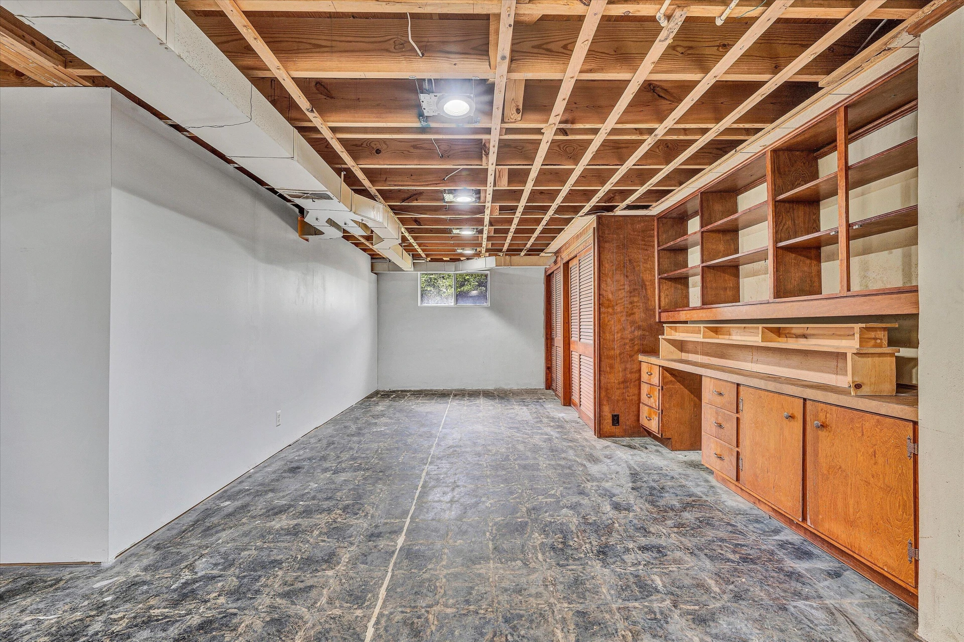 3634 Larson LN - Photo 24