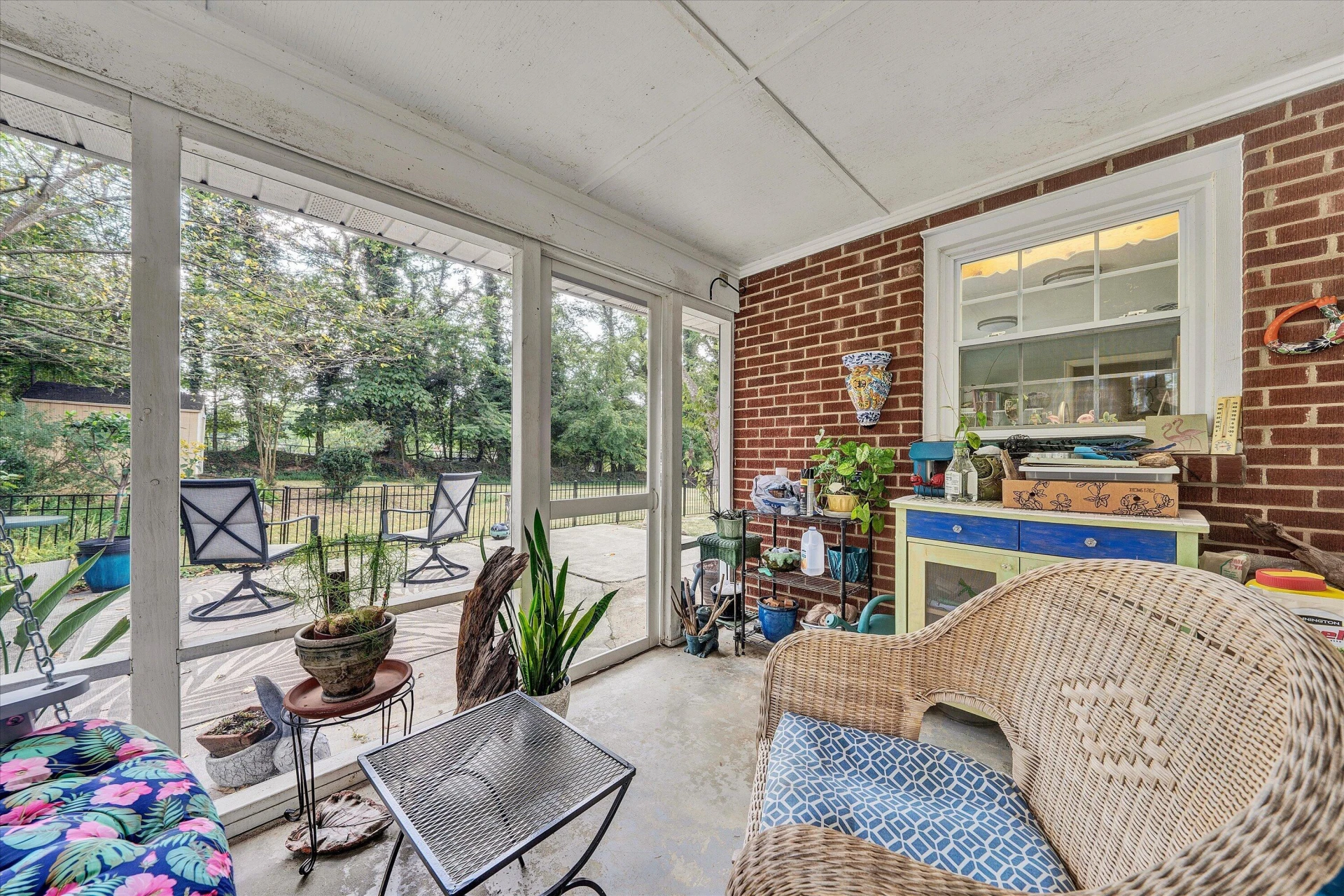 3634 Larson LN - Photo 28