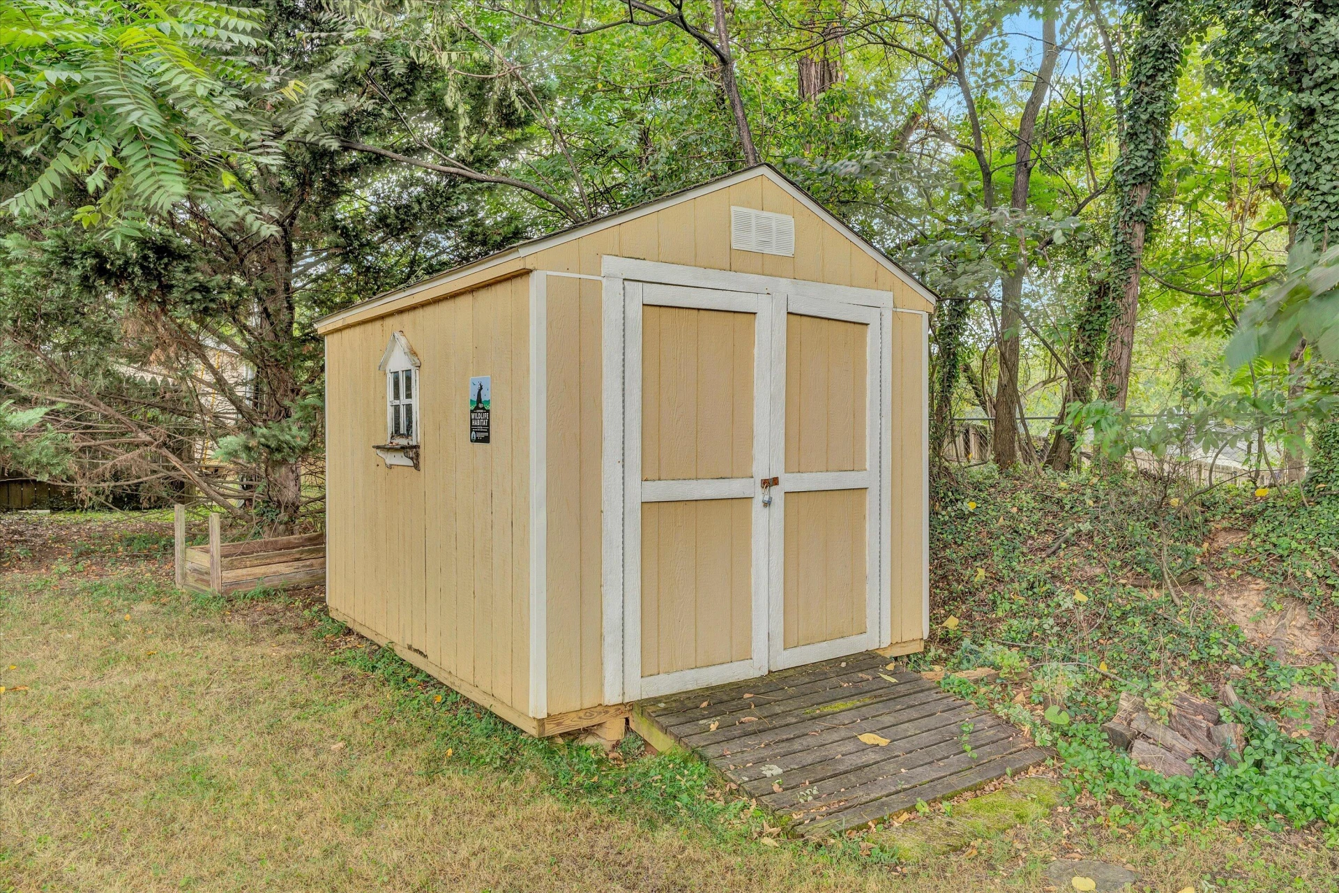 3634 Larson LN - Photo 34