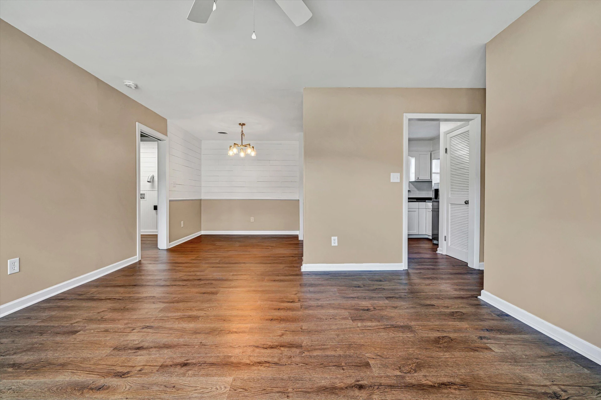 2140 Catlett DR - Photo 11