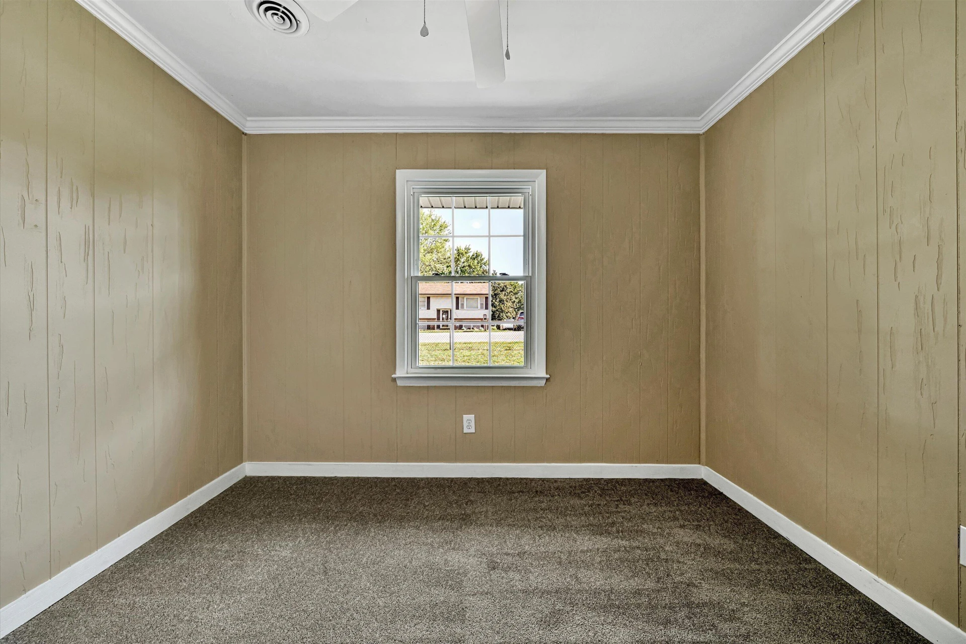 2140 Catlett DR - Photo 18