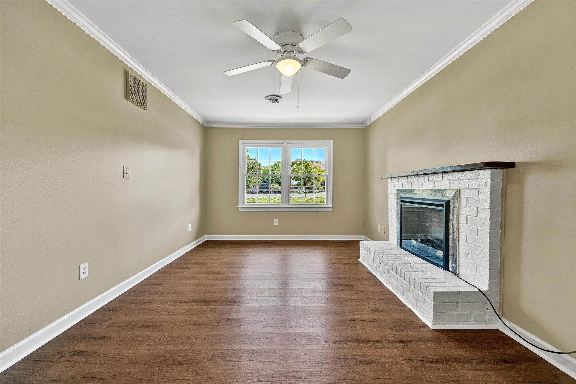 2140 Catlett DR - Photo 23