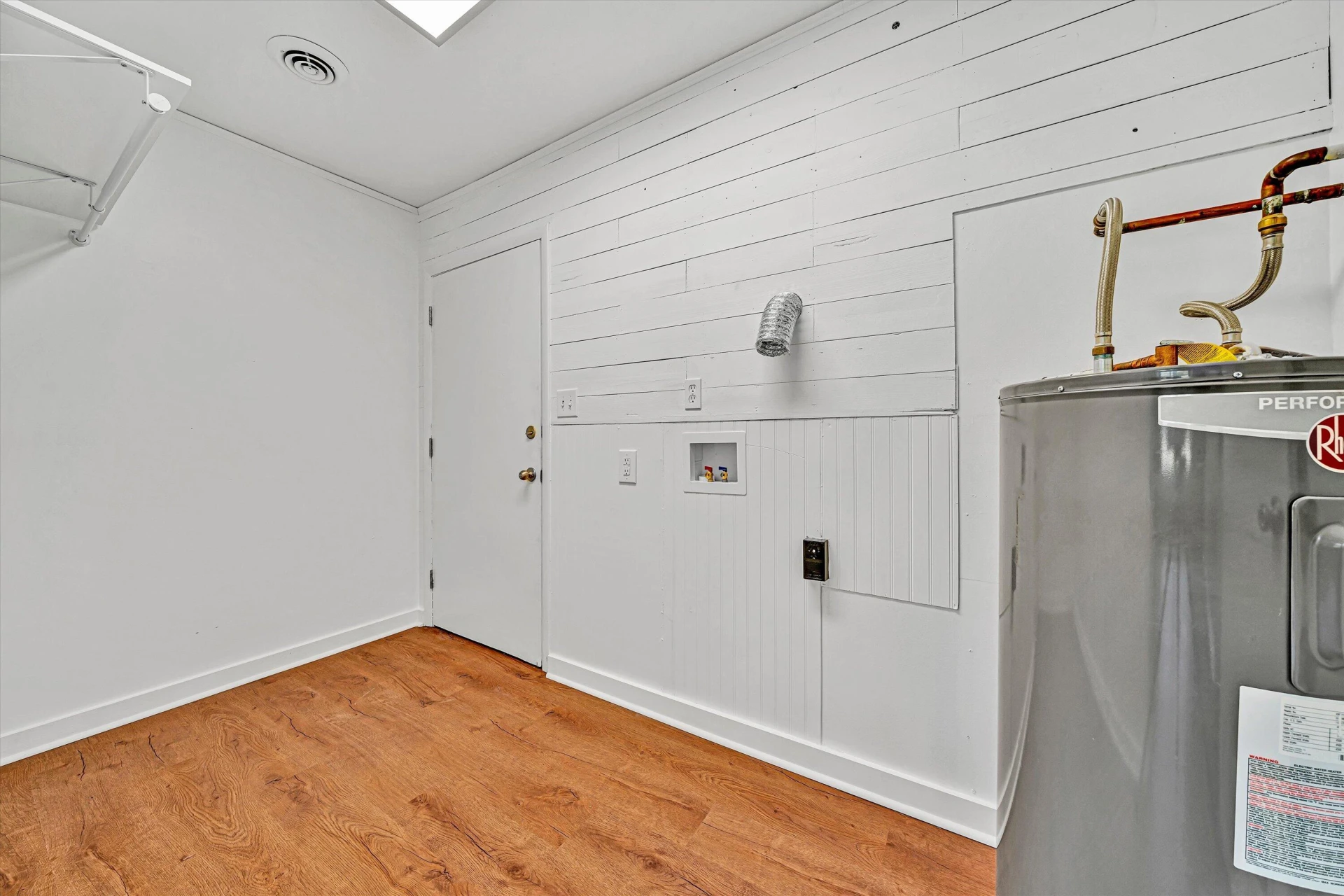 2140 Catlett DR - Photo 25