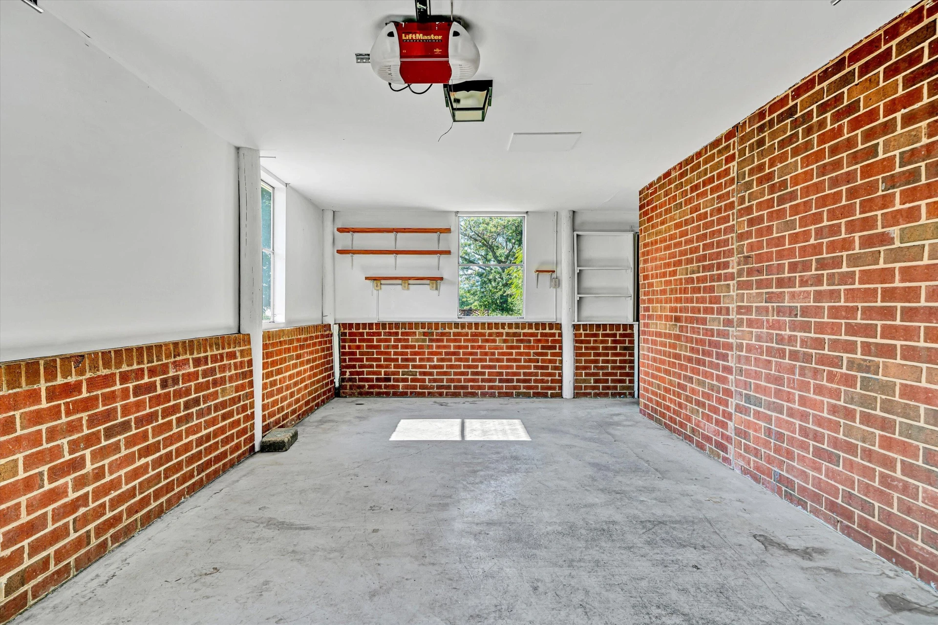 2140 Catlett DR - Photo 29