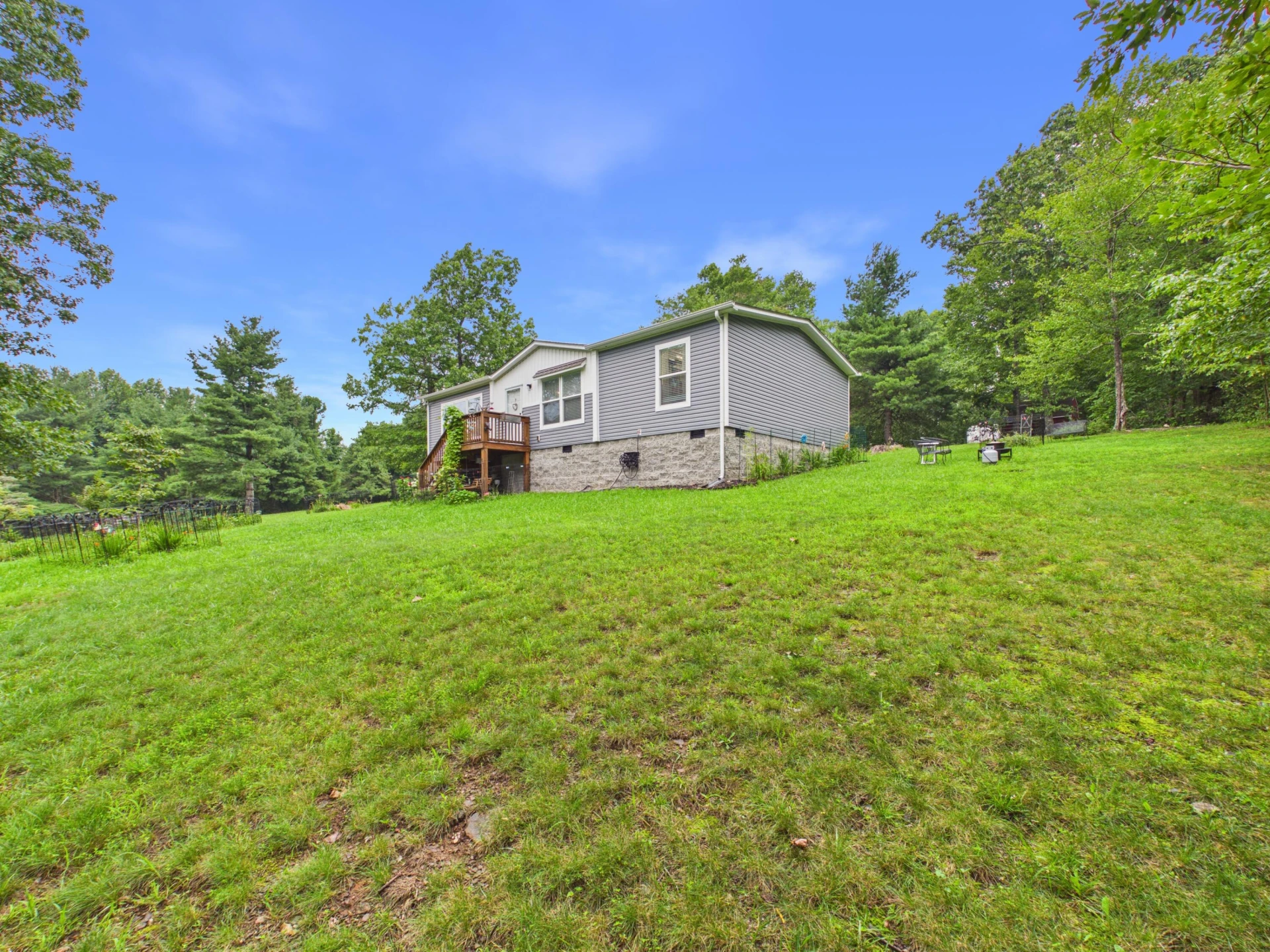 376 Ridge Oak DR SE - Photo 4