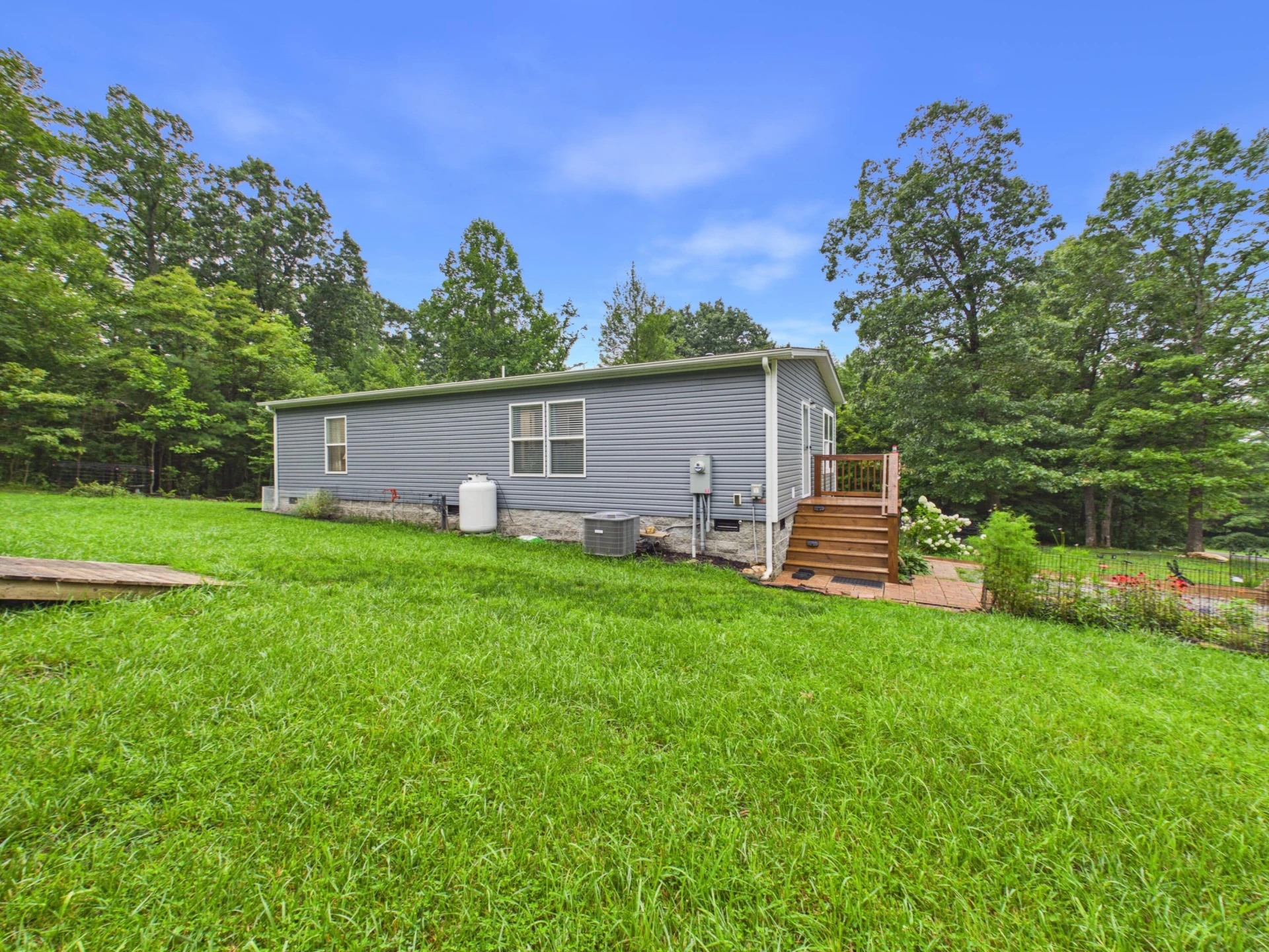 376 Ridge Oak DR SE - Photo 6