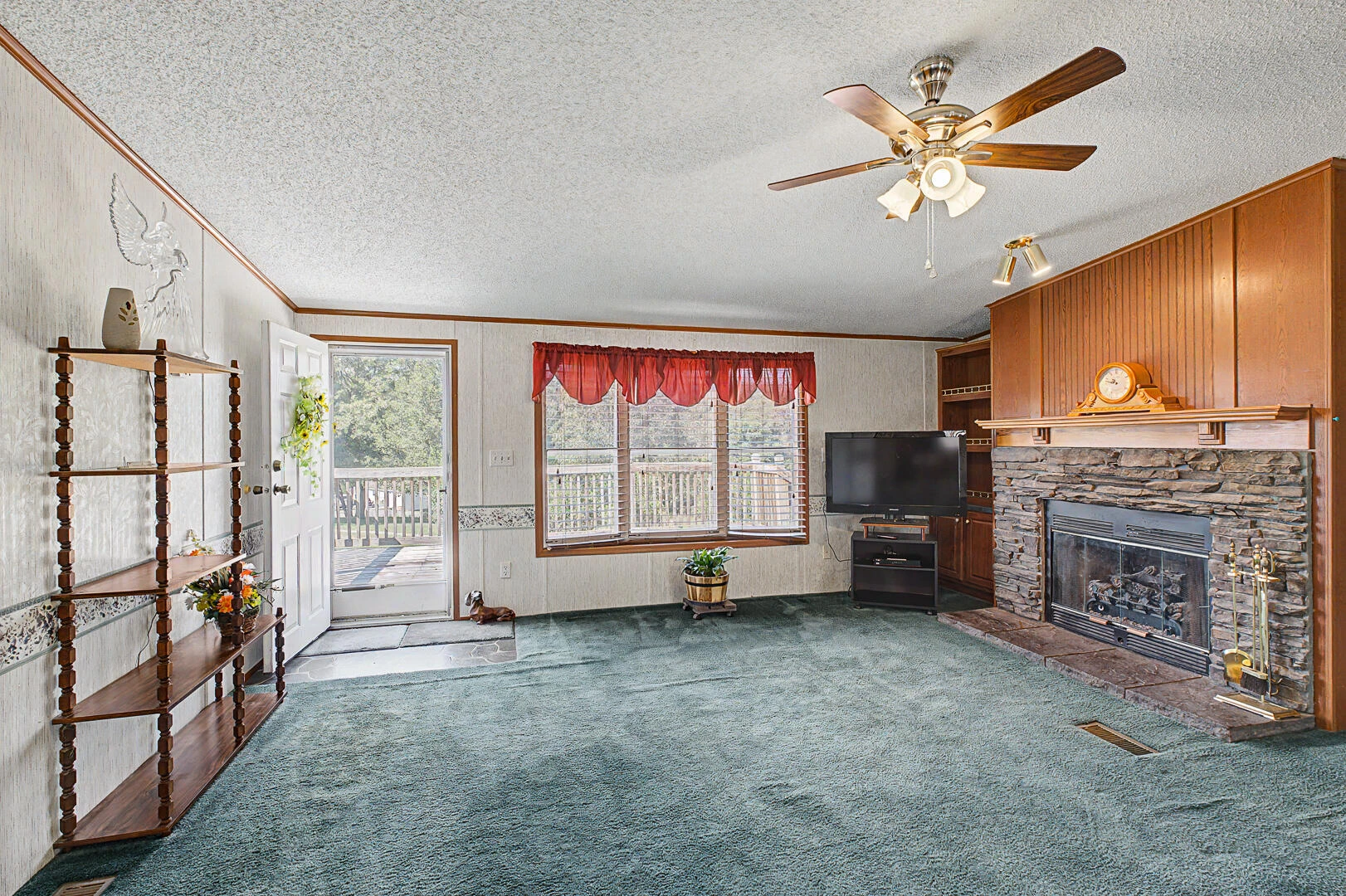 1054 Dove Hill RD - Photo 10
