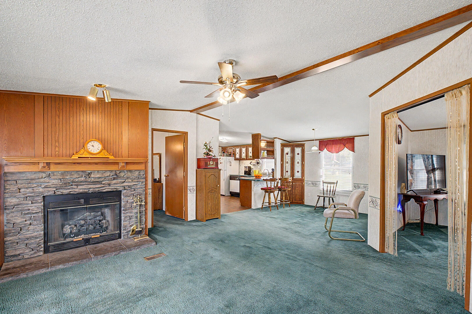1054 Dove Hill RD - Photo 12