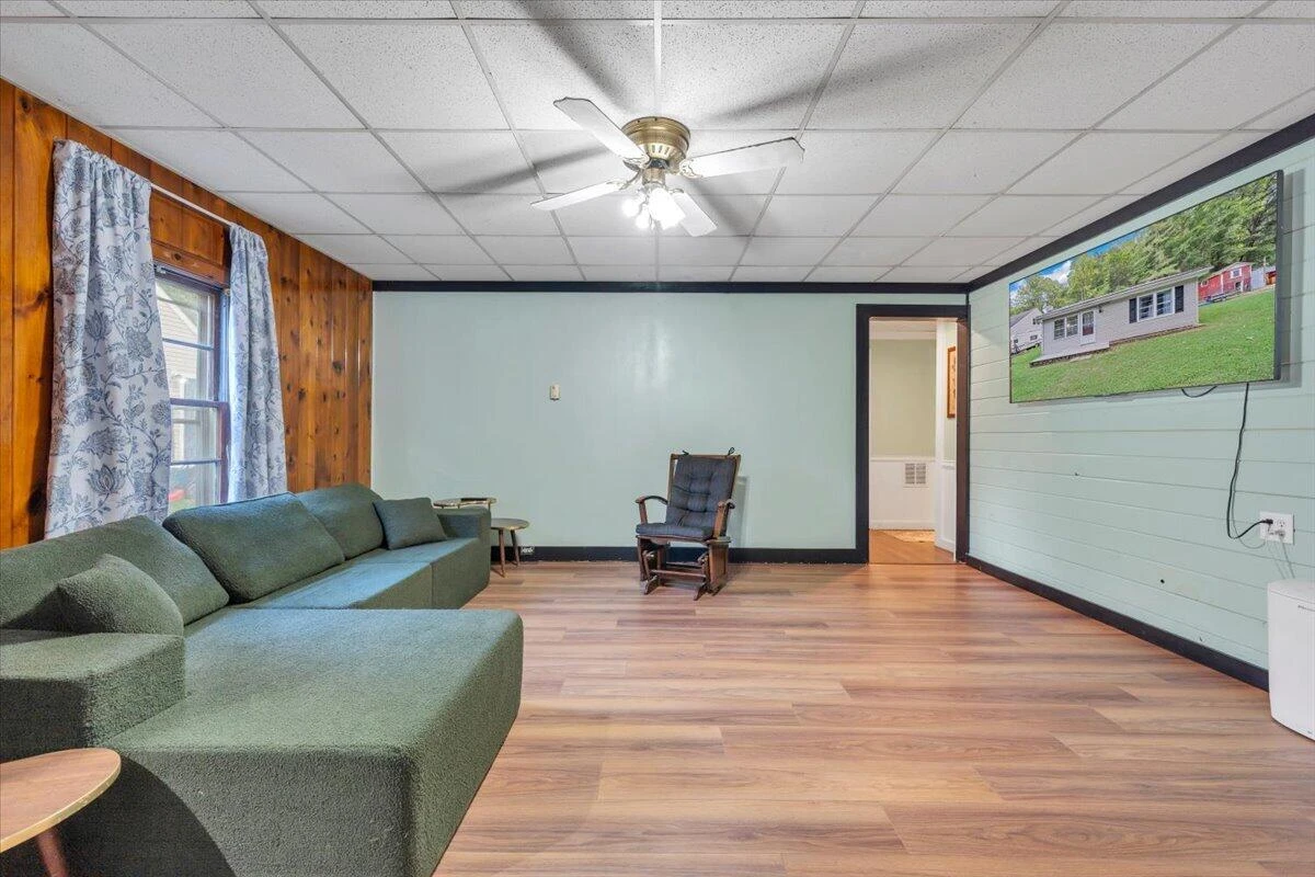 3208 Harborwood RD - Photo 5