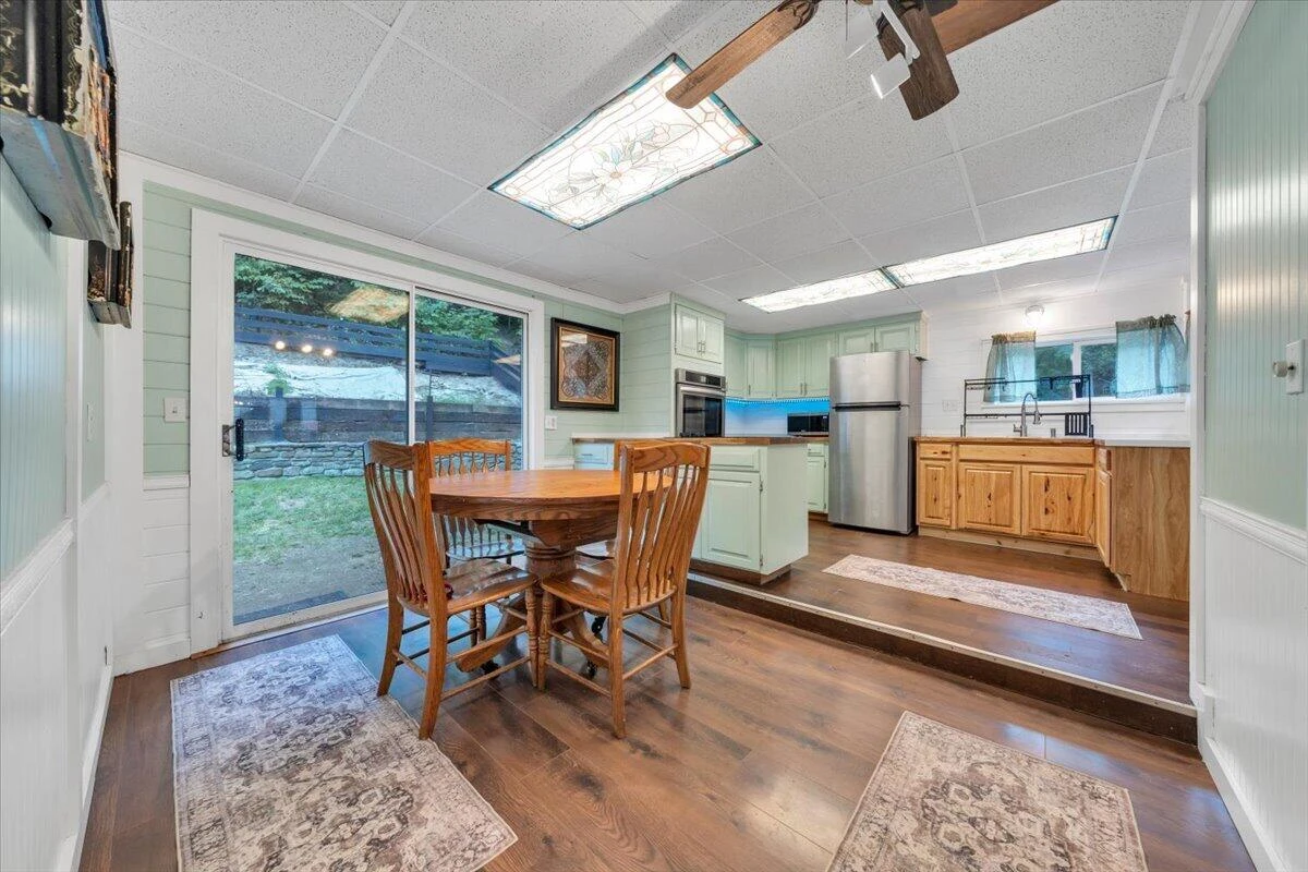 3208 Harborwood RD - Photo 11