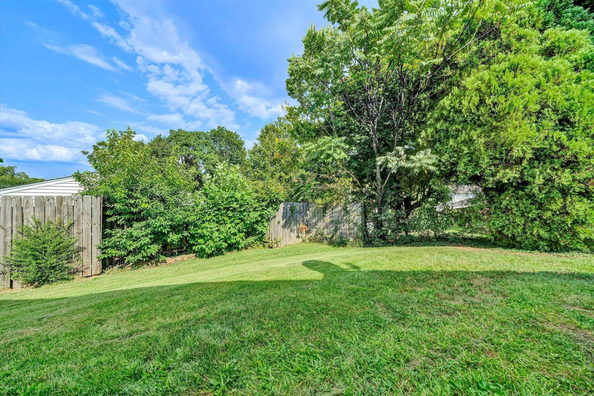 137 Frances DR NW - Photo 32