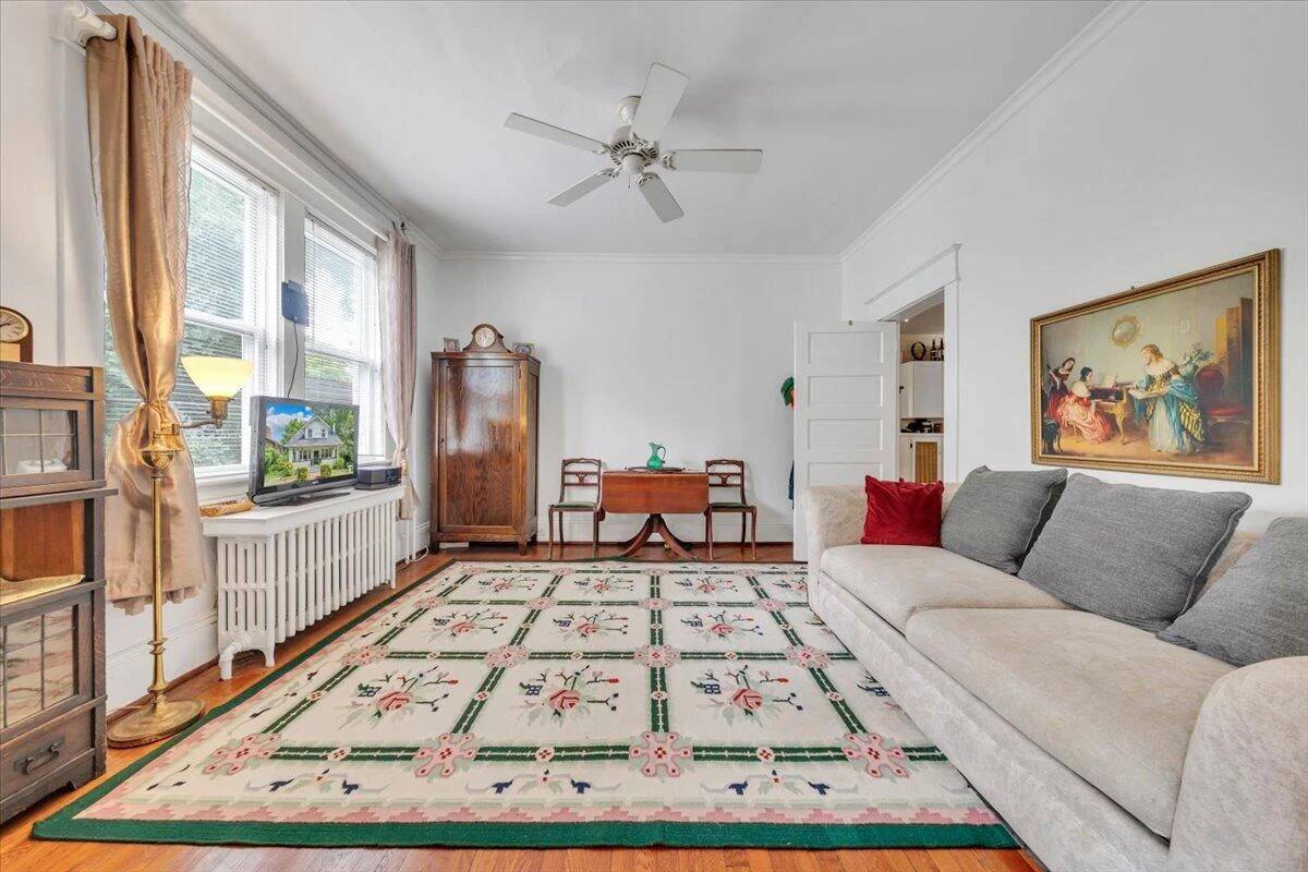 1826 ARLINGTON RD SW - Photo 9