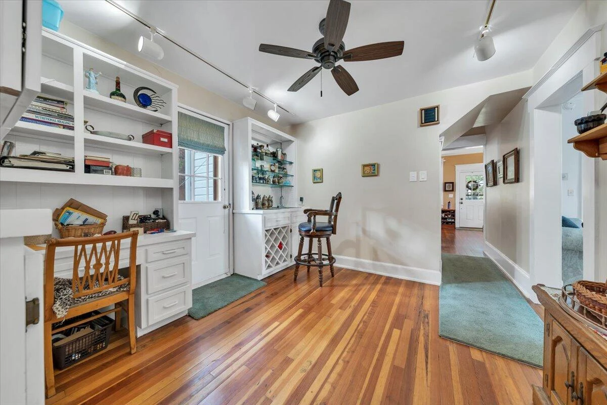 1826 ARLINGTON RD SW - Photo 14