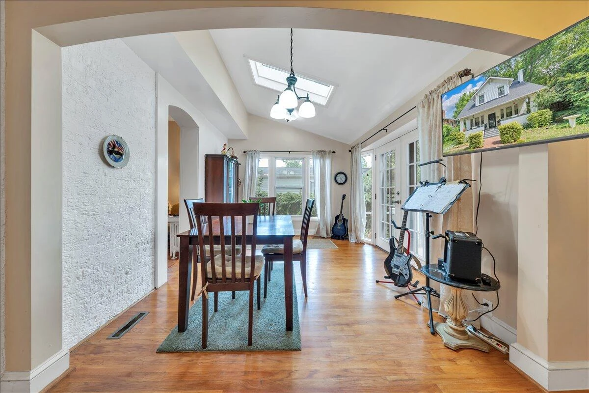 1826 ARLINGTON RD SW - Photo 19
