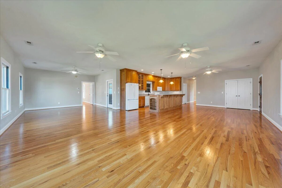 1320 Beaumont RD - Photo 24