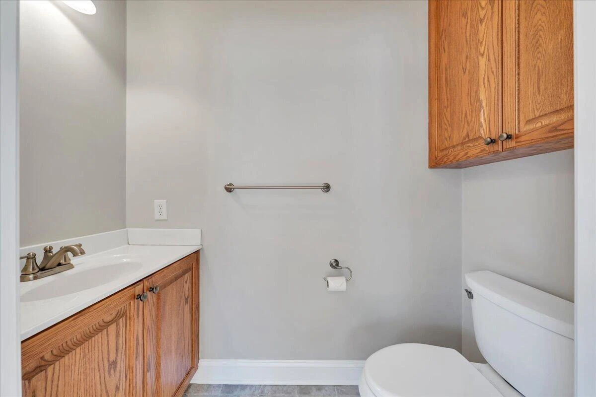 1320 Beaumont RD - Photo 36