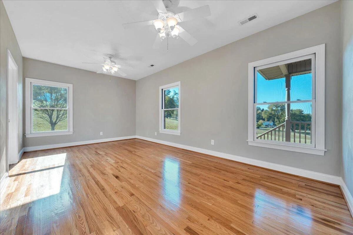 1320 Beaumont RD - Photo 40