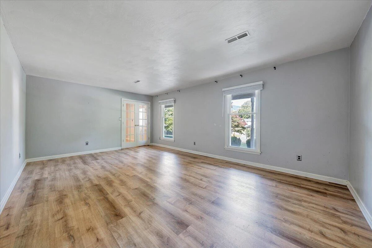 5150 Cherokee Hills DR - Photo 11
