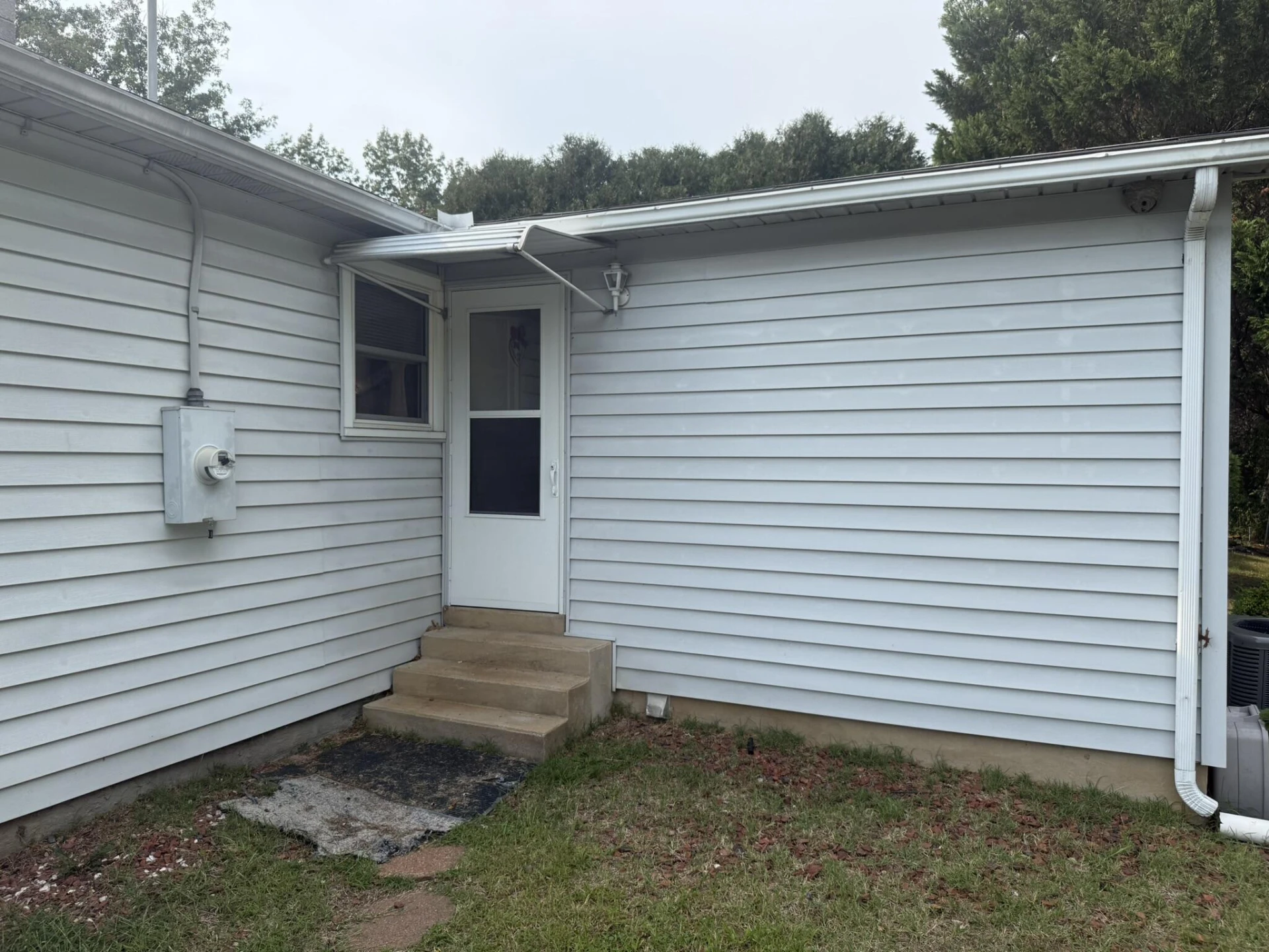 315 Wintergreen AVE - Photo 5