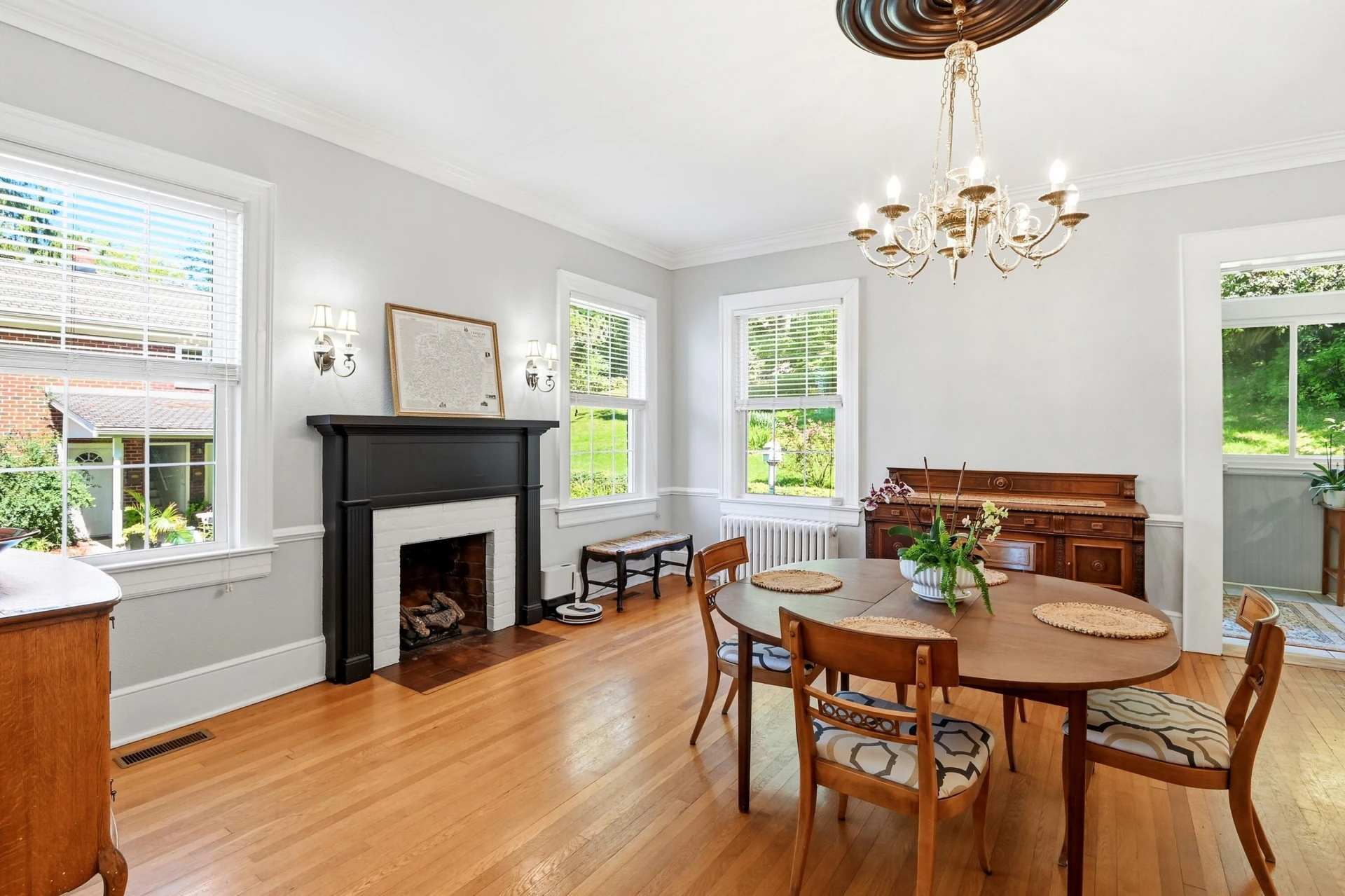 1800 Depot ST NE - Photo 16