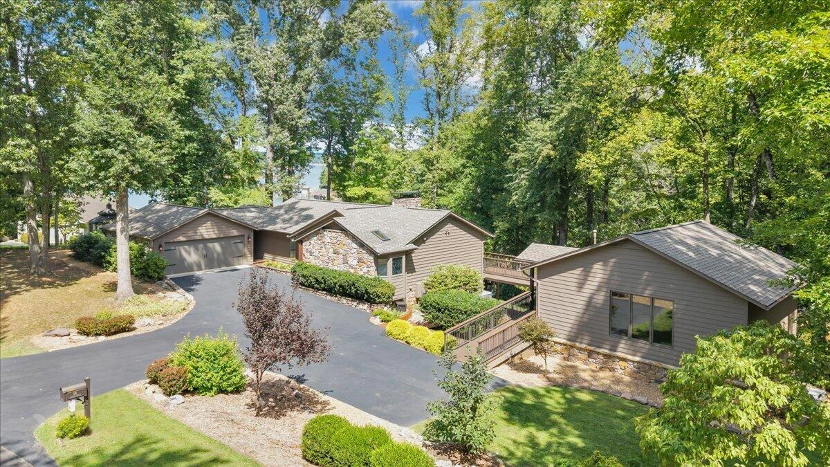 116 Clipper CIR