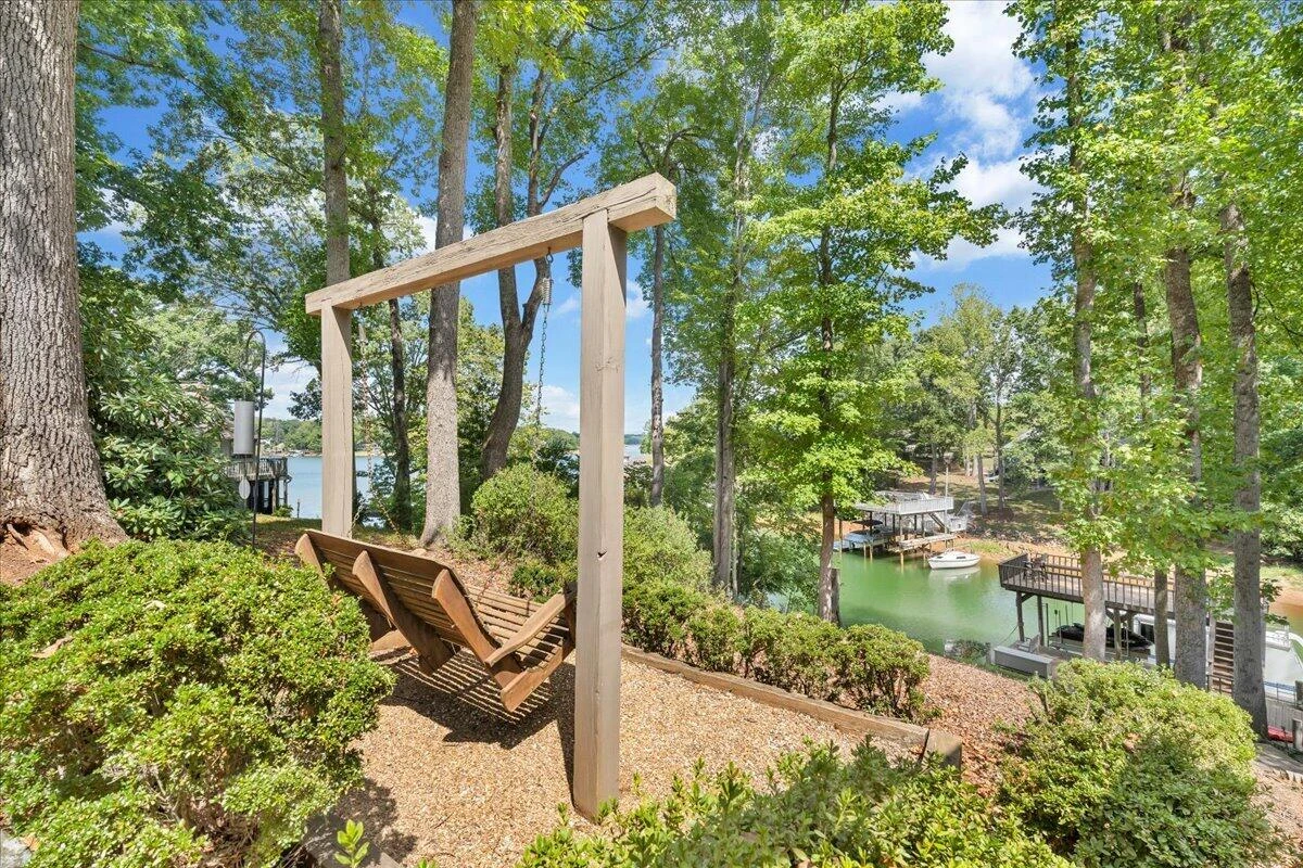 116 Clipper CIR - Photo 97