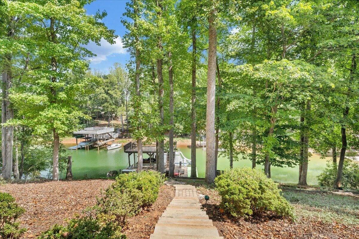 116 Clipper CIR - Photo 98