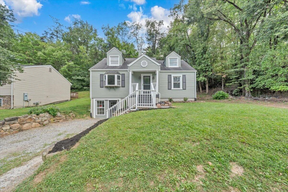 5204 Salem Tpke NW - Photo 3