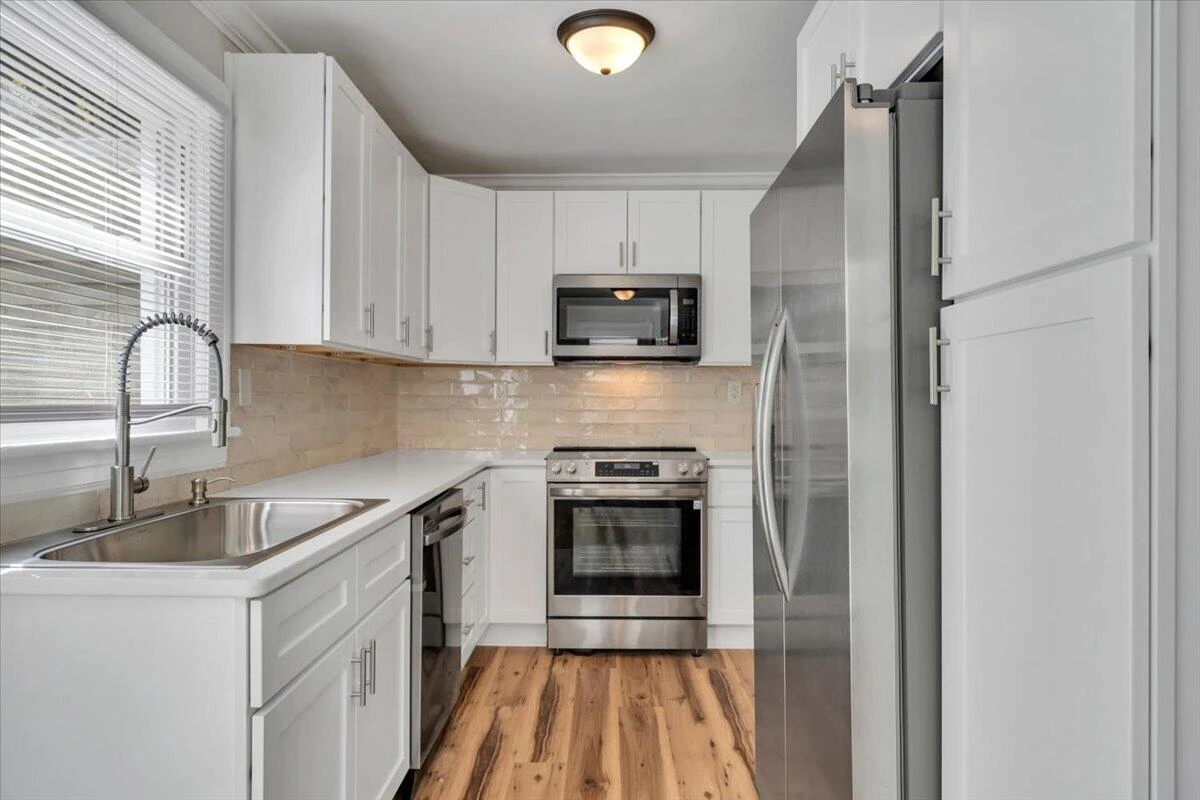 5204 Salem Tpke NW - Photo 9