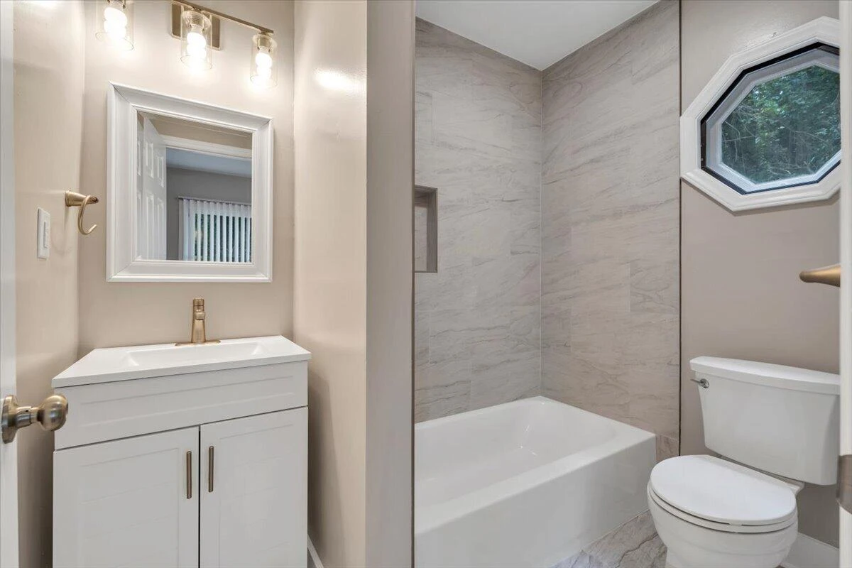 5204 Salem Tpke NW - Photo 17