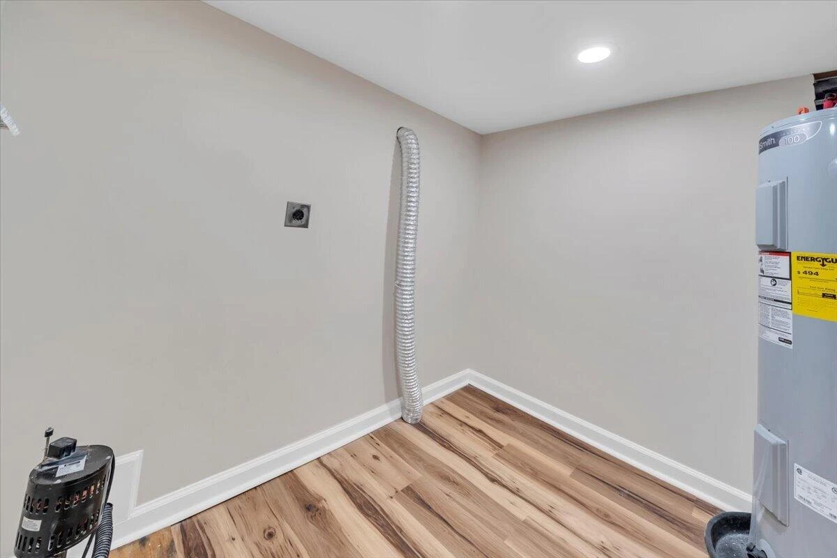 5204 Salem Tpke NW - Photo 22