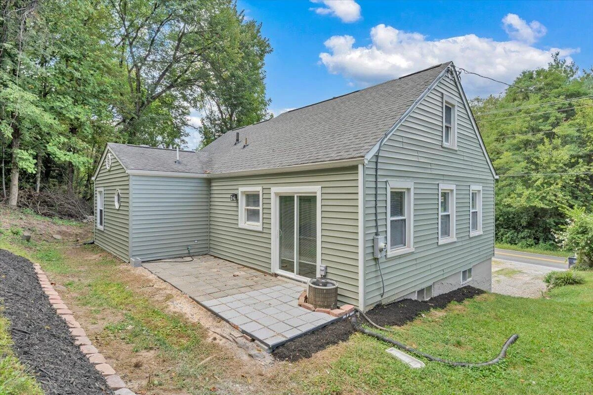 5204 Salem Tpke NW - Photo 32