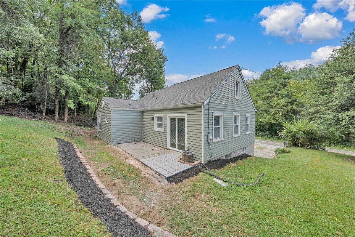5204 Salem Tpke NW - Photo 33