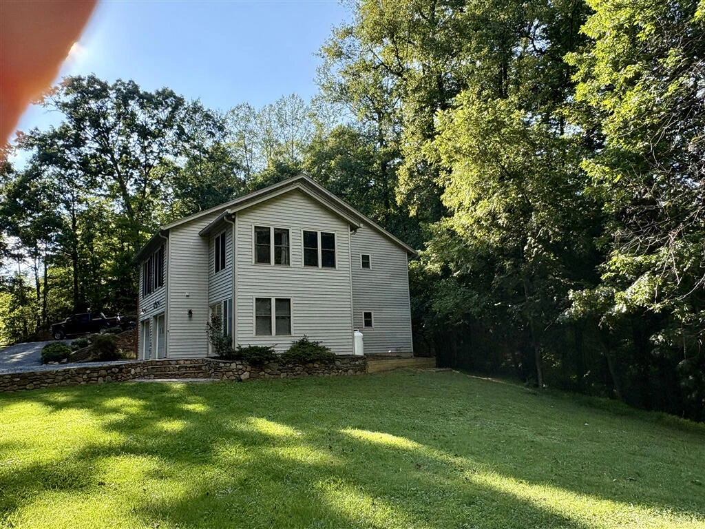 430 S Oakwood RD - Photo 3