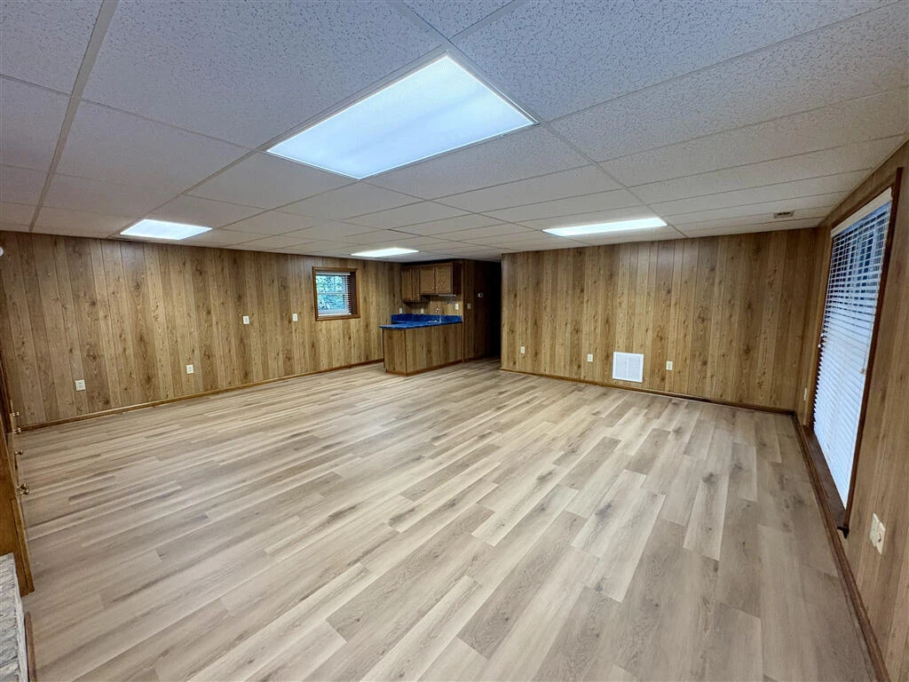 430 S Oakwood RD - Photo 27
