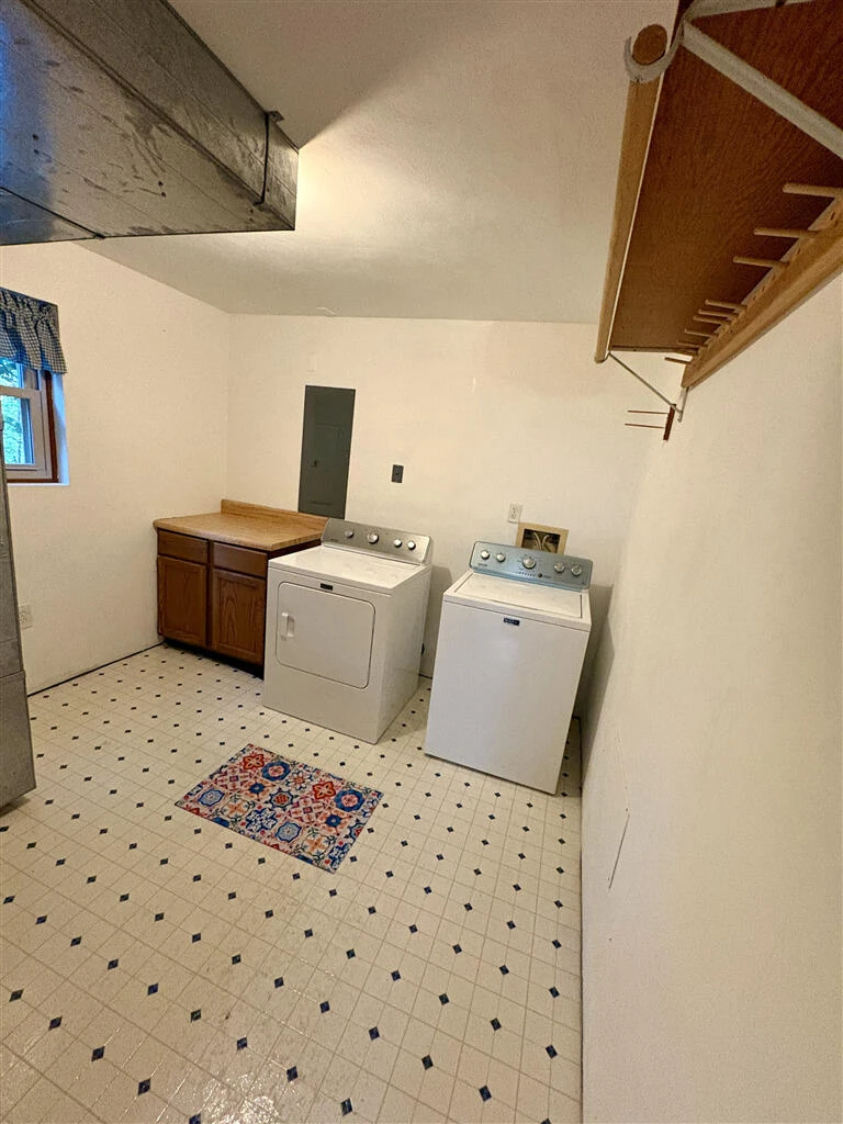 430 S Oakwood RD - Photo 29