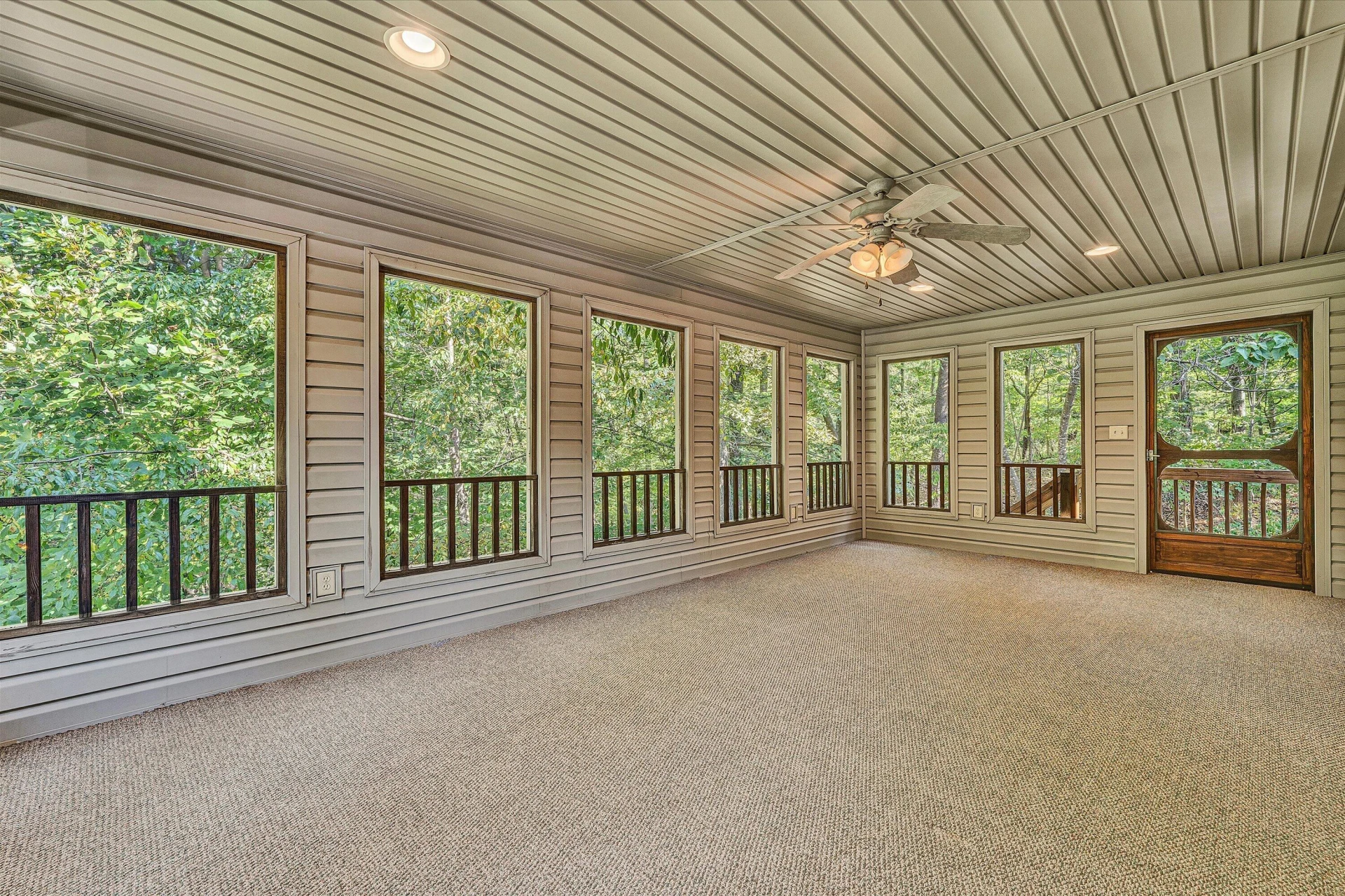 1833 Melissa CIR - Photo 15