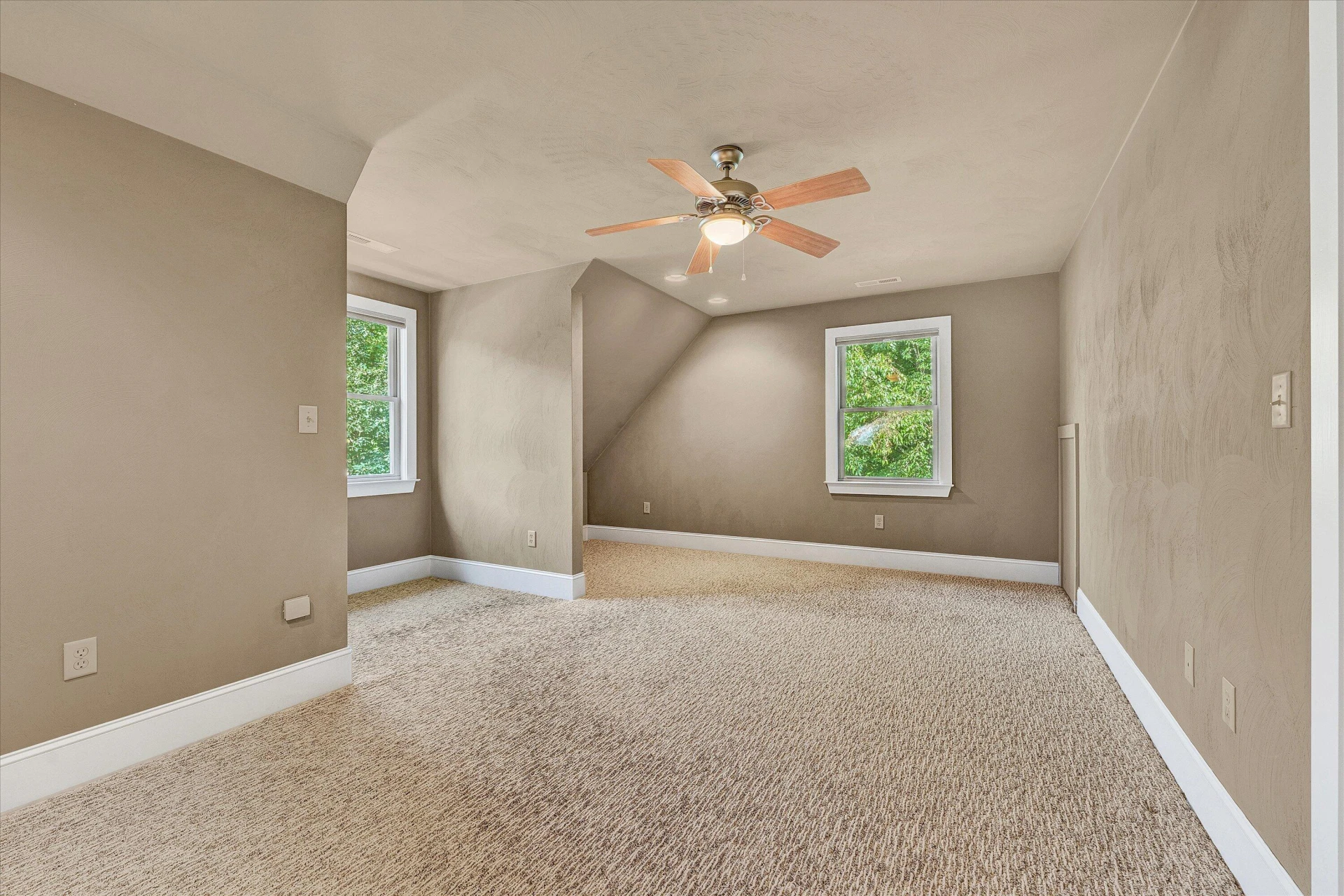 1833 Melissa CIR - Photo 23