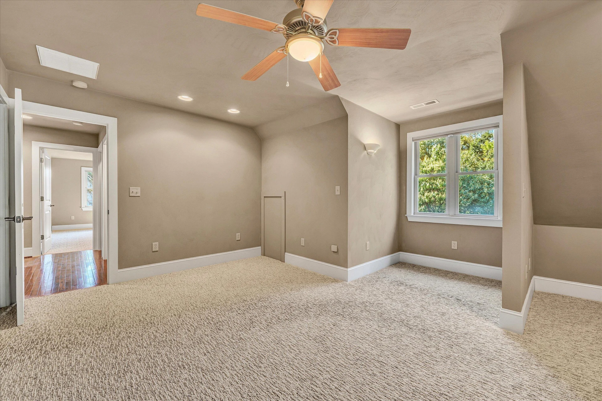 1833 Melissa CIR - Photo 24