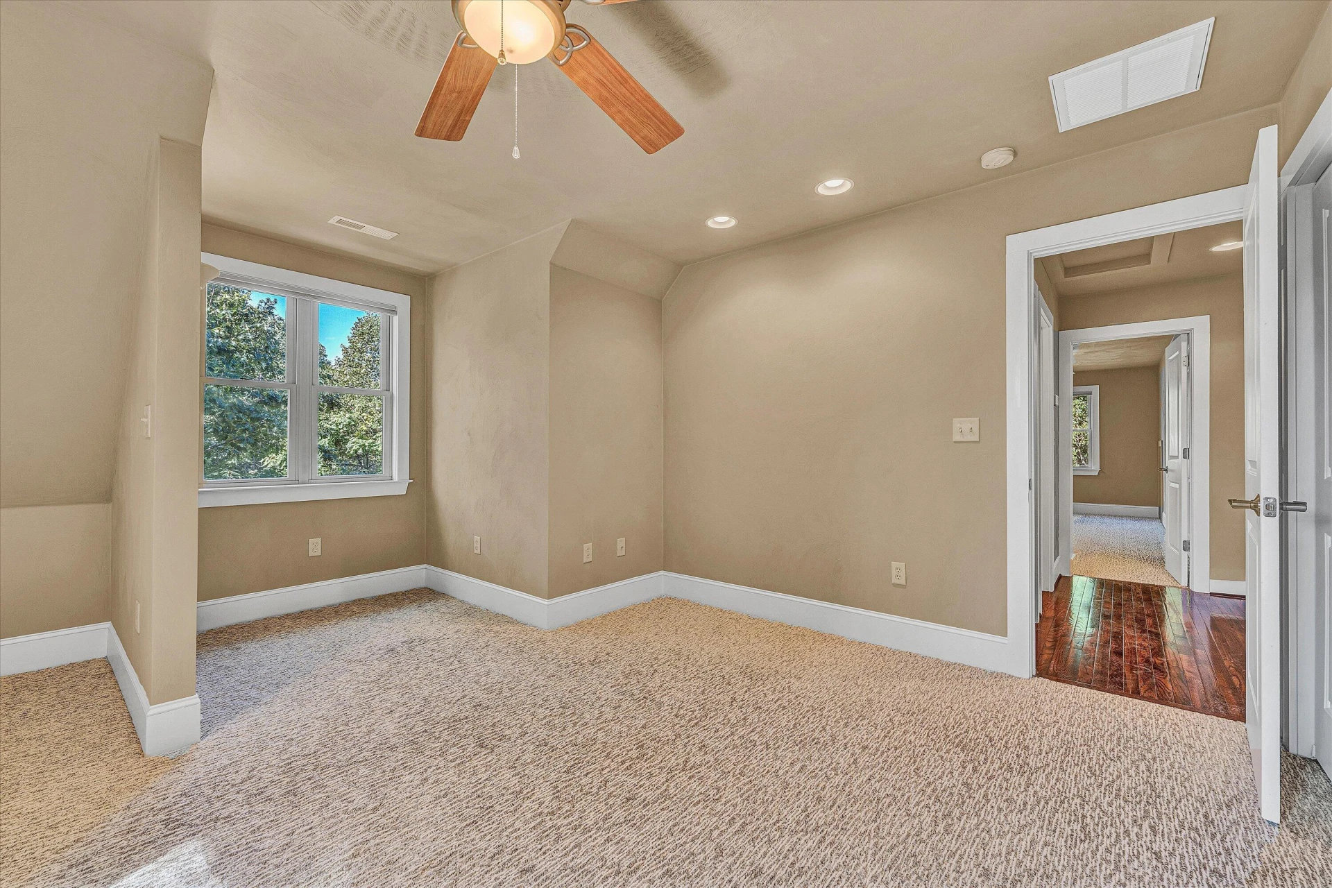 1833 Melissa CIR - Photo 27