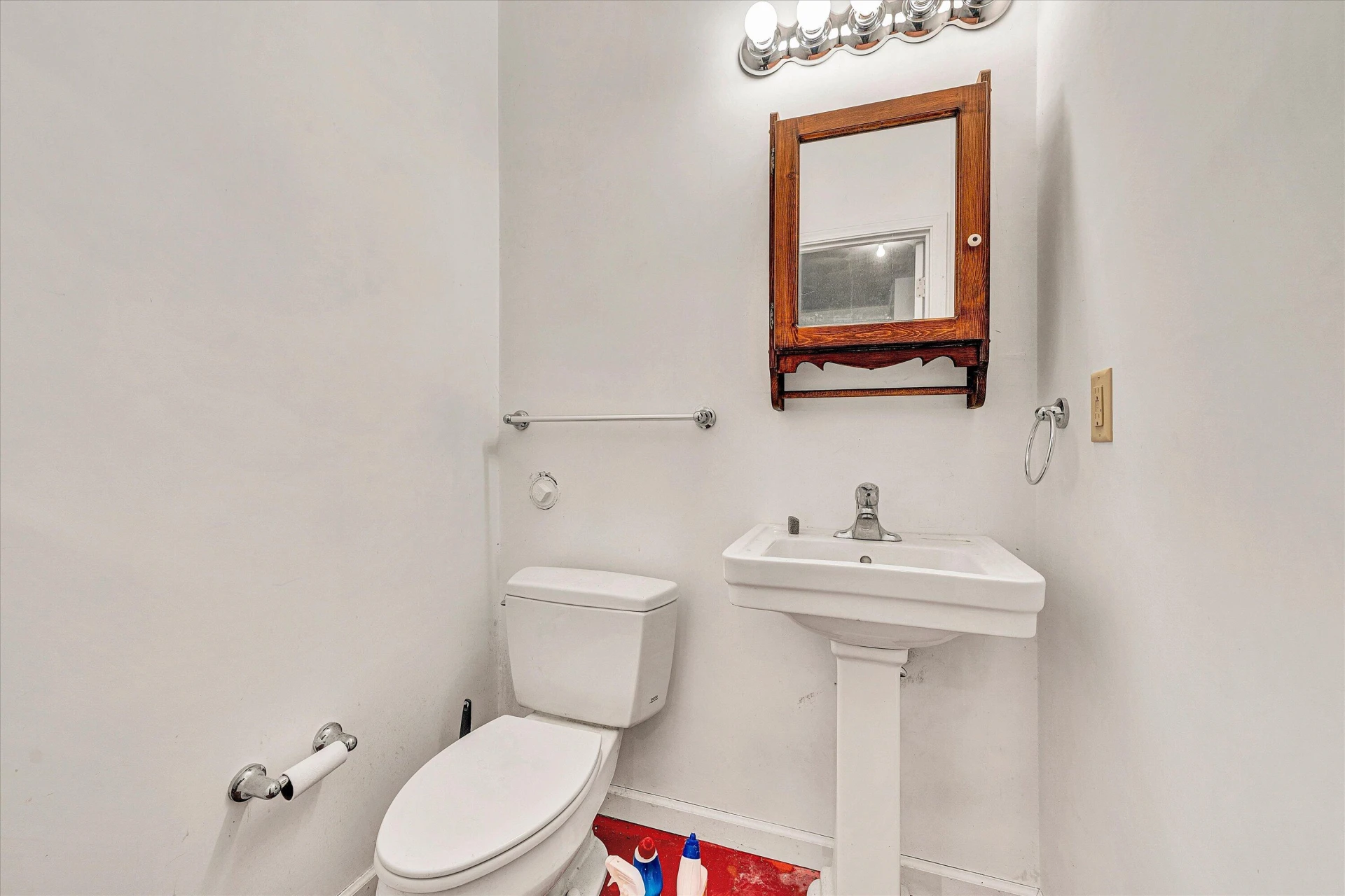 1833 Melissa CIR - Photo 32